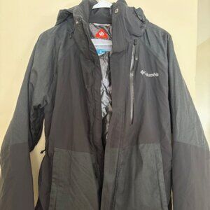 Mens Columbia black ski jacket